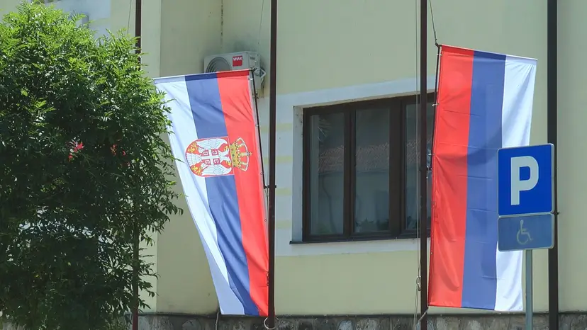 Tuga u Nišu: Zastave spuštene na pola koplja, svi muzički događaji odloženi - danas je Dan žalosti zbog tragične smrti mlade Nišlijke