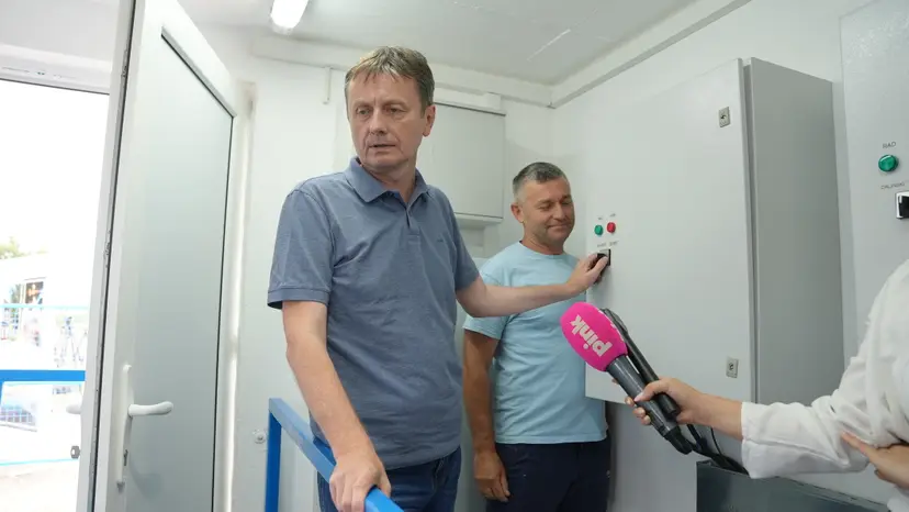 Dugačka je preko 2.000 metara i znači spas za hiljade građana: Završena rekonstrukcija vodovodne mreže u Sremskoj Mitrovici - ovo su slike sa lica mesta (FOTO)(VIDEO)