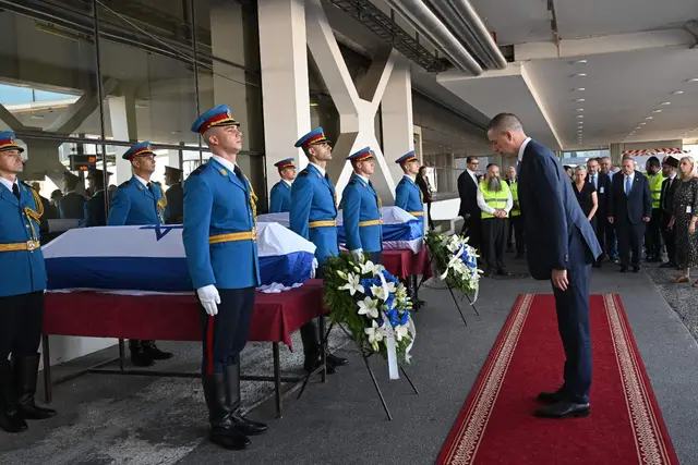 Đurić na ispraćaju zemnih ostataka predaka Teodora Hercla – Foto: Ministarstvo spoljnih poslova