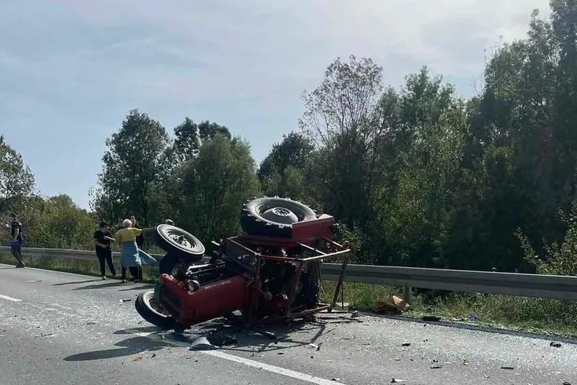 Tragedija kod Čačka: Preminuo mladić teško povređen u prevrtanju traktora, meštani zanemeli - ovo je ogroman gubitak za sve nas