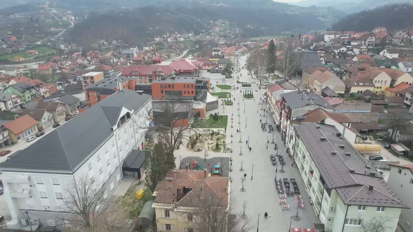 Nova parking mesta grade se u Bajinoj Bašti: Rešava se veliki problem u ovoj opštini na zapadu Srbije