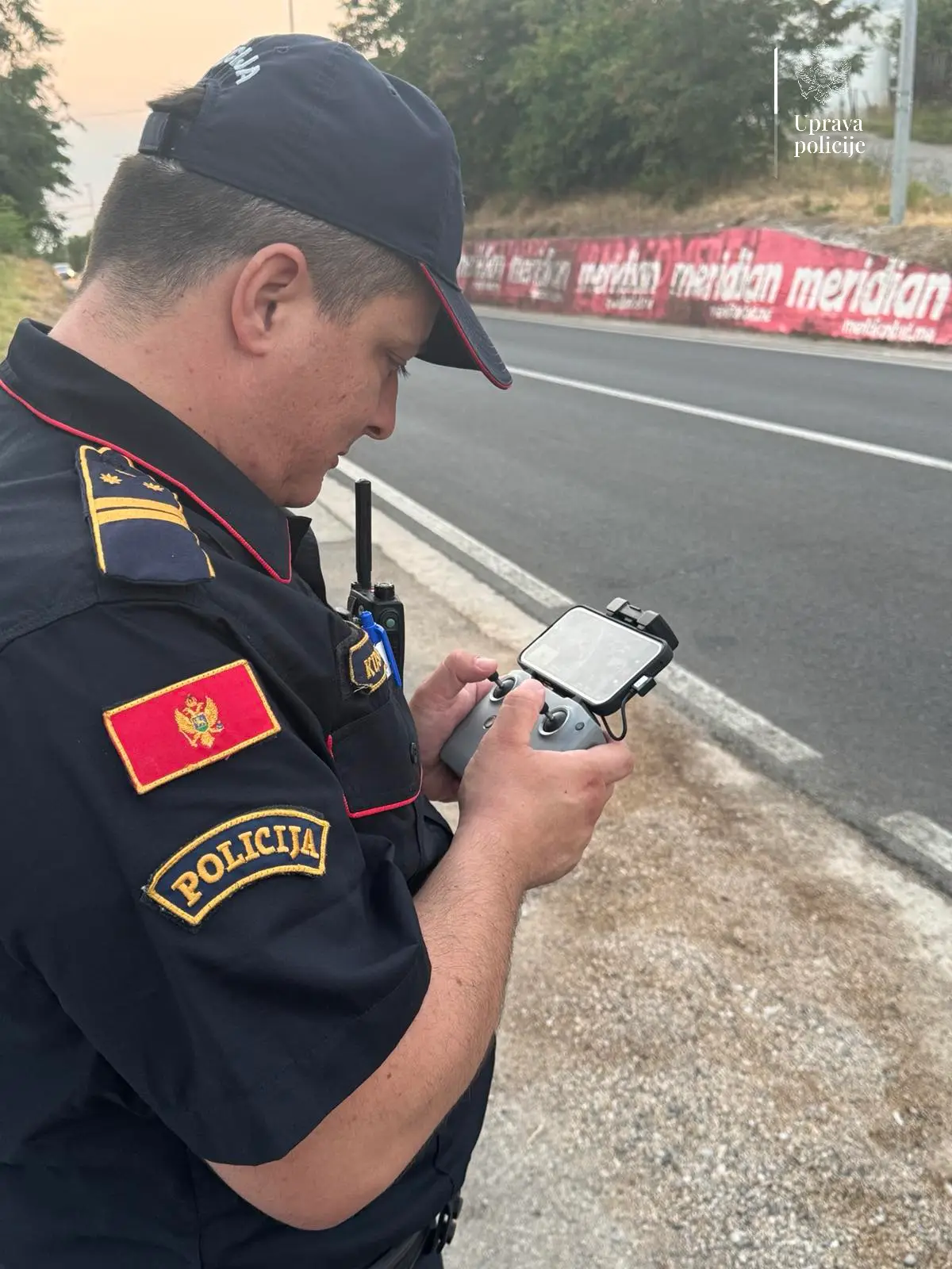 Vozači, ako idete u ovom pravcu Crne Gore -pamet u glavu: Dronovi sve vreme nadleću saobraćajnice na primorju, pljušte kazne zbog prekršaja (FOTO)(VIDEO)