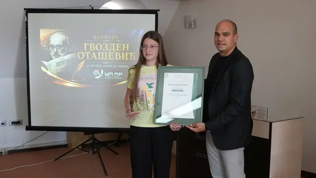 Dodeljene prve nagrade u čast i slavu Gvozdena Otaševića / foto: RINA