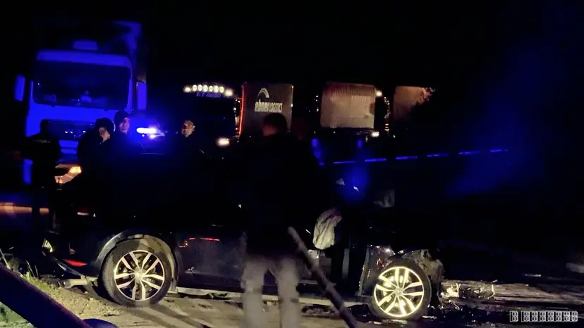 Užas kod Novog Pazara: Tri osobe poginule u stravičnom sudaru, ima i povređeni (FOTO)(VIDEO)