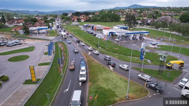 Saobraćajni kolaps u Preljini kod Čačka / Foto: RINA