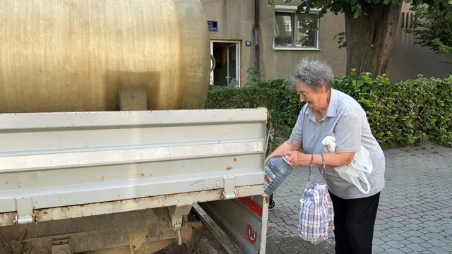 Cisterne raspoređene u Čačku, foto: RINA