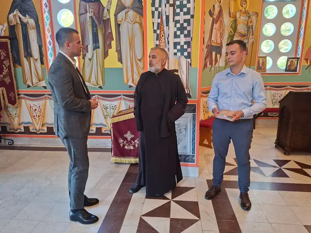 Poseta Đorđa Milićevića porodici Spasić - Foto: Kabinet ministra bez portfelja