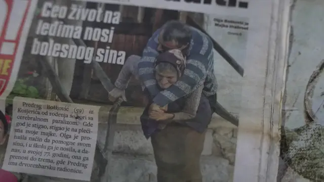 Baka Olga nosila sina Predraga ceo njegov život na rukama / foto: RINA