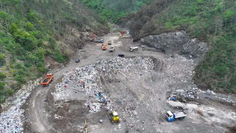 Nakon 48 sati borbe potpuno ugašen veliki požar: Ovako sada izgleda deponija Druglići kod Priboja, ekološka bomba sanirana (FOTO)