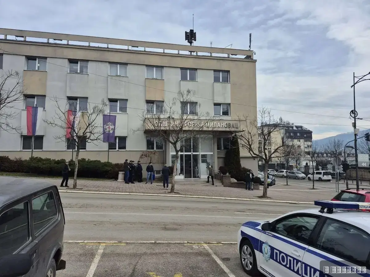 Kiseli kupus, jorgane i dečije pelene bacaju u kanalizaciju: Sramotno ponašanje u Gornjem Milanovcu - oglasilo se komunalno preduzeće