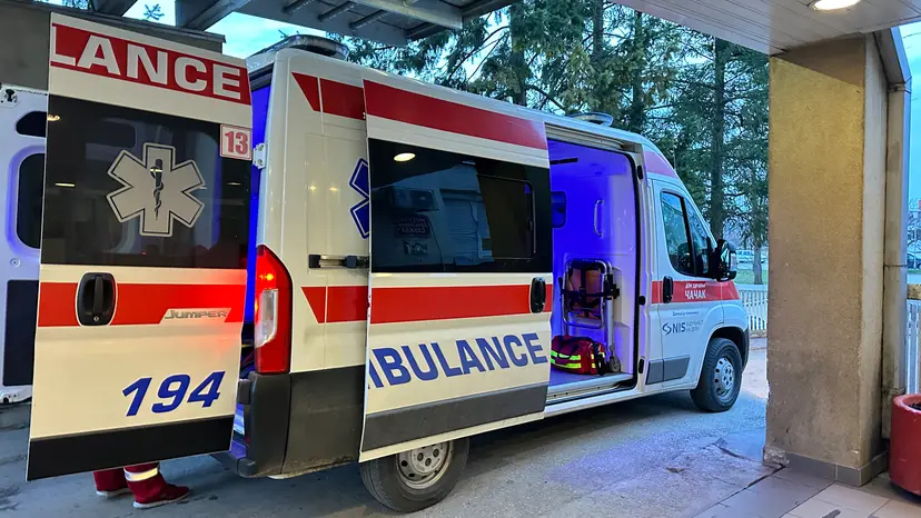 Dečak star 12 godina teško povređen: Oglasila se čačanska bolnica nakon nezgode na Ibarskoj, ukupno povređene tri osobe