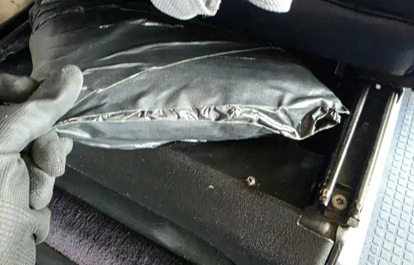 Na Kelebiji zaplenjeno 1,2 kilograma materije nalik marihuani i više od 21.000 evra