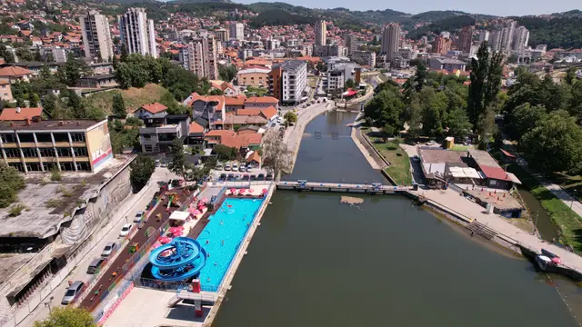 Mesto na reci Đetinji na kom su jutros pronađena dva tela / foto: RINA