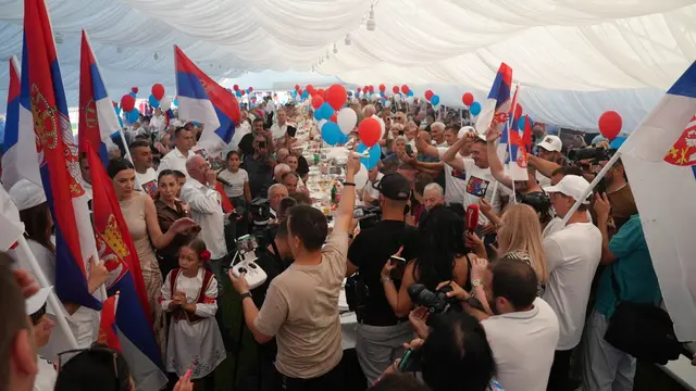 Veliki narodni skup Srpske napredne stranke u selu kod Uba / foto: RINA