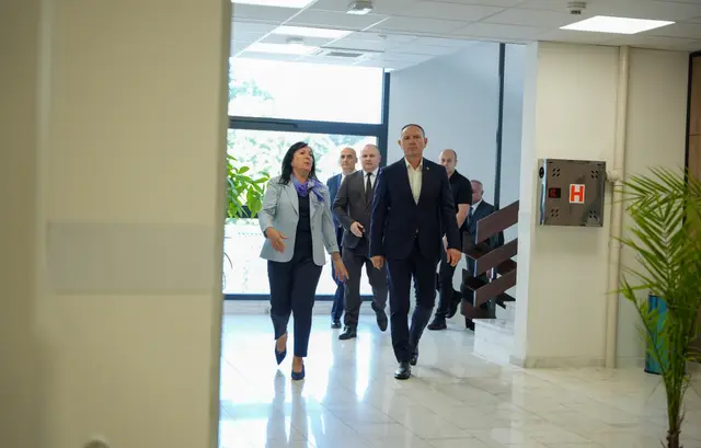 Poseta direktora policije Policijskoj upravi za grad Beograd - Foto: Ministarstvo unutrašnjih poslova Srbije
