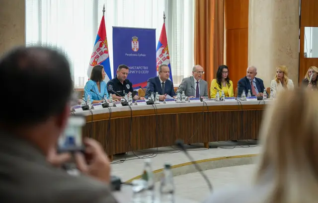 Dobrovoljna vatrogasna društva – dodela bespovratnih sredstava – Foto MUP Srbije