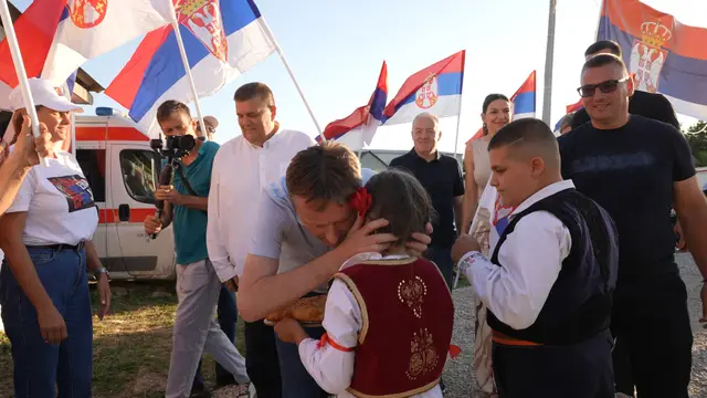 Veliki narodni skup Srpske napredne stranke u selu kod Uba / foto: RINA