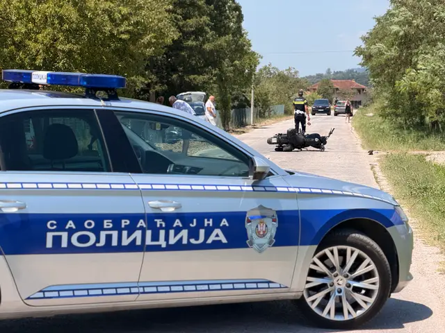 Sudar motora i automobila kod Čačka / foto: RINA