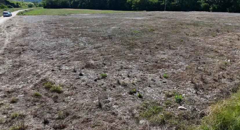 Veliki požar kod Čačka: Gorelo preko 30 ari niskog rastinja u Prijevoru, gust dim se video iz gotovo celog grada (FOTO)(VIDEO)