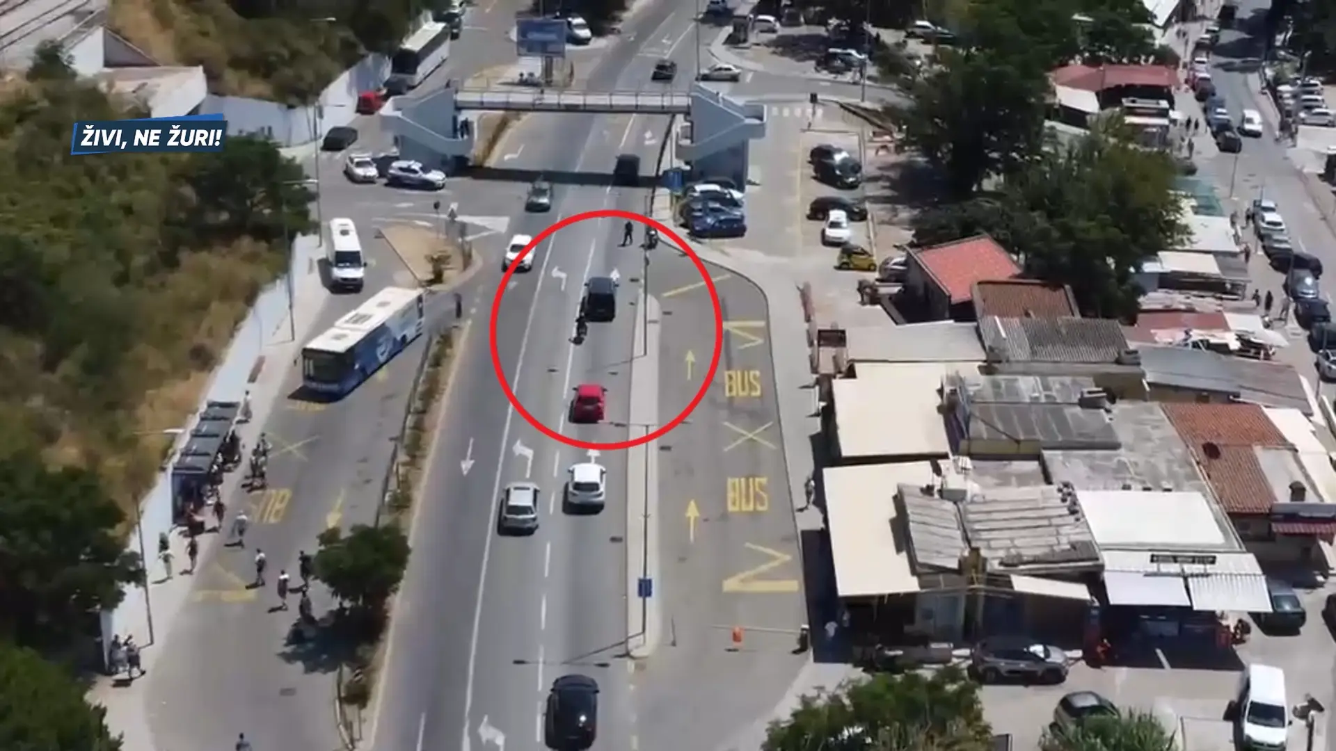 Motorom preko pune linije, pa pretiči redom: Dron snimio bahate vozače u Baru, kažnjeno njih 16 i jednog koji je mrtav pijan vozio (FOTO)(VIDEO)