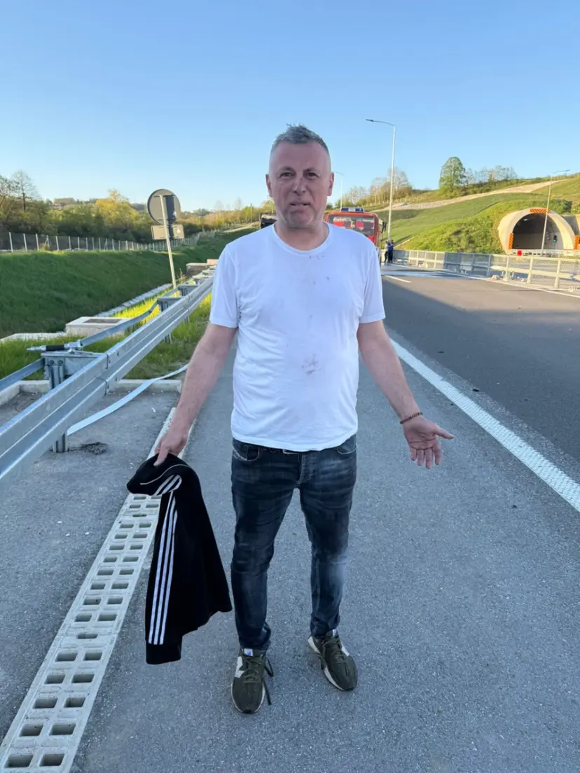 Herojski potez kod tunela Laz: Vladan razbio hidrant i spasao vozača i robu vrednu preko 130.000 evra (FOTO)