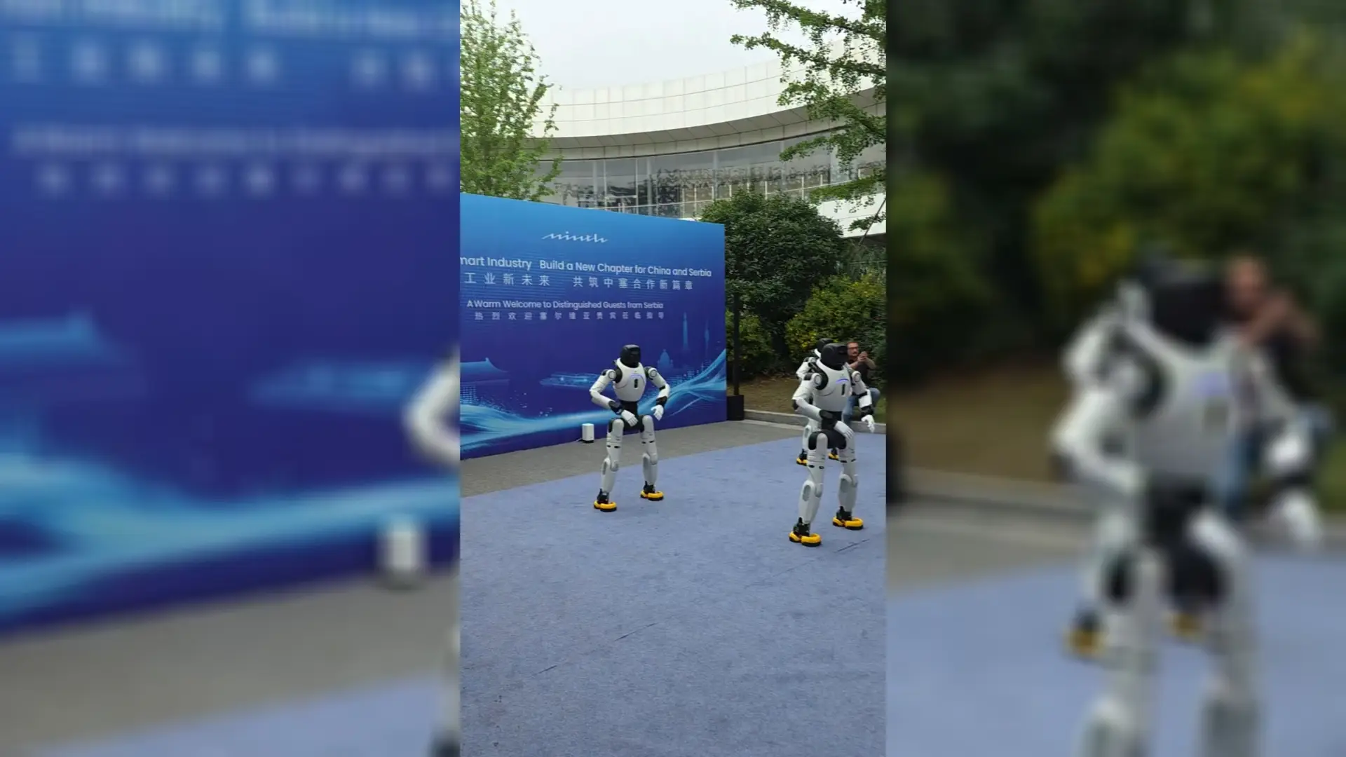Kad roboti zaigraju Moravac: Vučić poručio da tehnologija iz Kine donosi novu razvojnu energiju Srbiji (FOTO)(VIDEO)