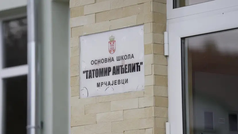 “Ko uzme mog sina u usta završiće na sudu”: Ovo je navodno izjavila majka dečaka koji je sa drugima učestvovao u napastvovanju vršnjaka, Mrčajevci zanemeli od šoka (FOTO)(VIDEO)