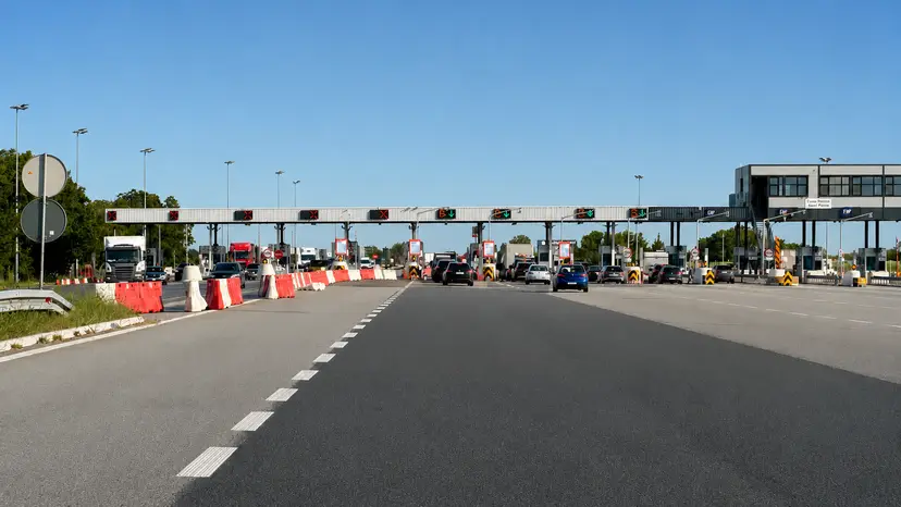 Neverovatne brojke: Za manje od mesec dana kroz naplatnu stanicu Prilipac u Požegi prošlo blizu 300.000 vozila, autoput Miloš Veliki beleži veliki uspeh