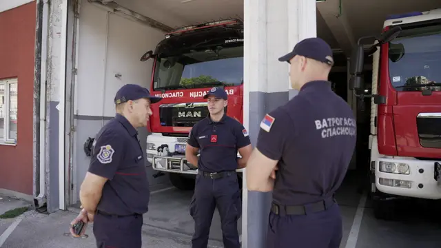 Srpski vatrogasci gasili požare u Španiji / foto: RINA