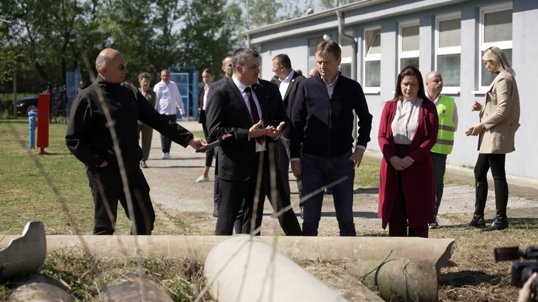 Žuta voda i veš mašine stalno u kvaru: Stanovnici Ćuprije nakon 20 godina dočekali rekonstrukciju vodovodne mreže - država ulaže skoro 300 miliona (FOTO)(VIDEO)