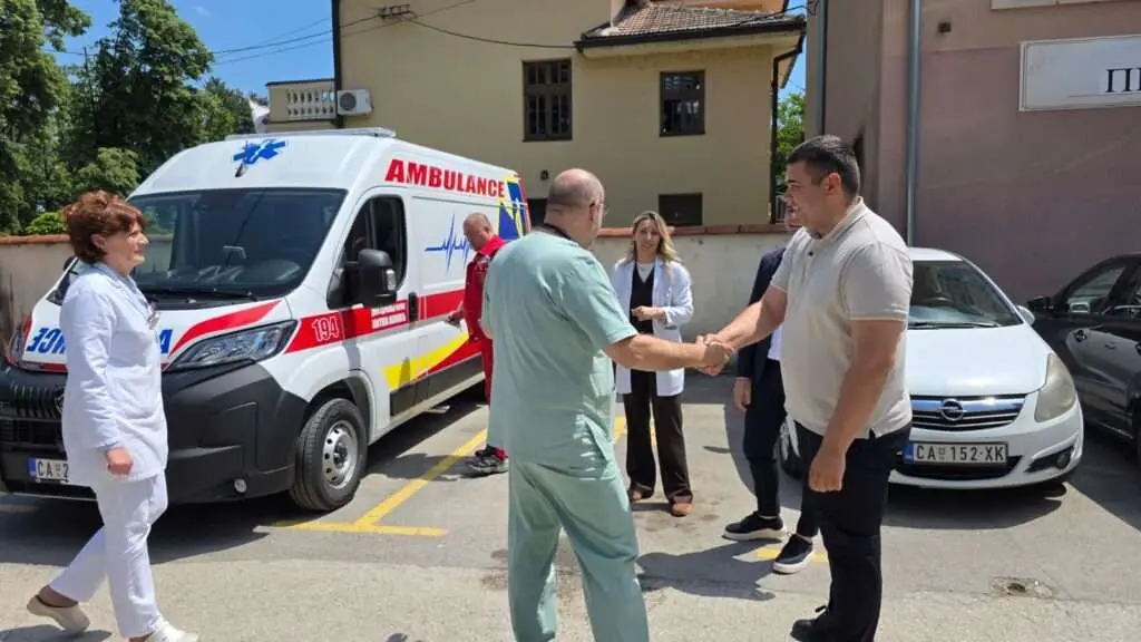 A od grada - novo sanitetsko vozilo: Vozni park Hitne pomoći u Čačku dobio jako pojačanje