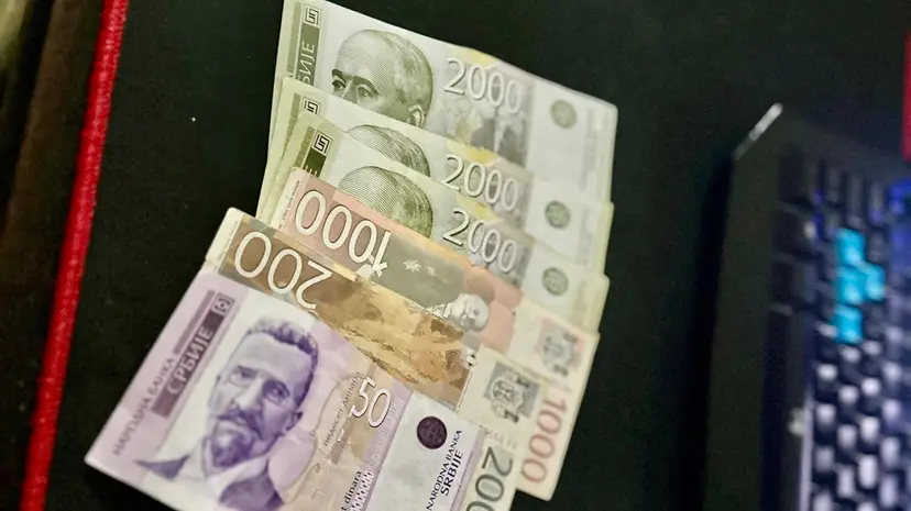 Uhapšeni zbog sumnje na poresku prevaru, utaju i pranje novca