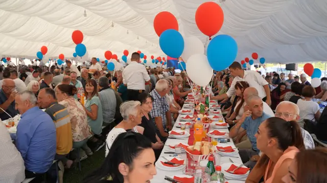 Veliki narodni skup Srpske napredne stranke u selu kod Uba / foto: RINA