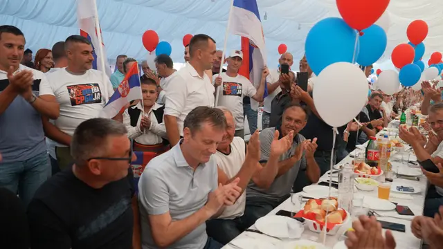 Veliki narodni skup Srpske napredne stranke u selu kod Uba / foto: RINA