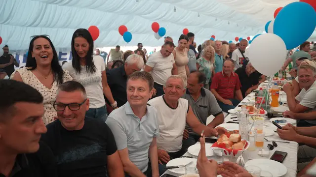 Veliki narodni skup Srpske napredne stranke u selu kod Uba / foto: RINA