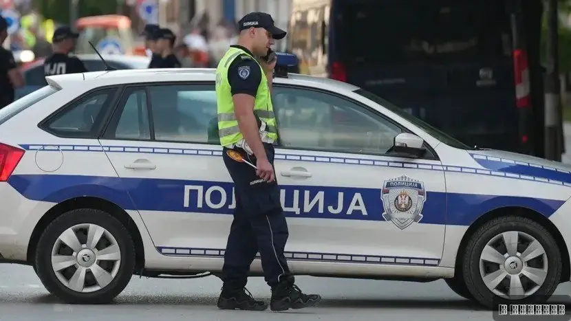 Drama u Novom Pazaru: Motociklista bežao od policijske patrole pa sleteo u korito reke Jošanice