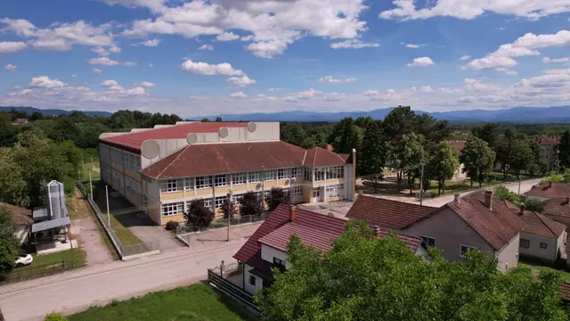 Osnovna škola u Mrčajevcima / foto: RINA