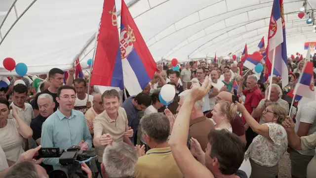 Glišića u Valjevu dočekalo preko 2.000 ljudi, foto: RINA