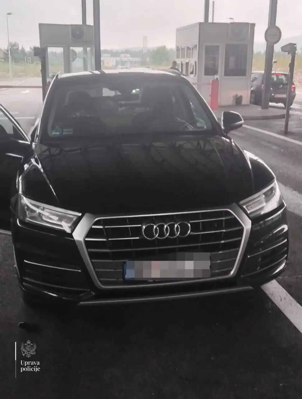 Opasan kriminalac iz Srbije "pao" na graničnom prelazu: Interpol pronašao "debeo" dosije, zarobili i luksuzni Q5 (FOTO)