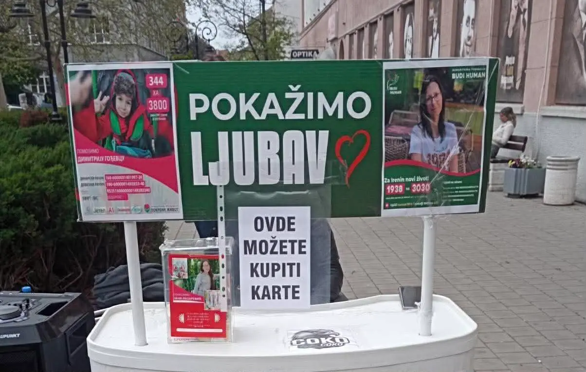 Tri sestrice koje su oduševile Srbiju ponovo pokazale da imaju veliko srce: Prodavale badnjake za ljubav pokojne mame, a sada su deo humane akcije
