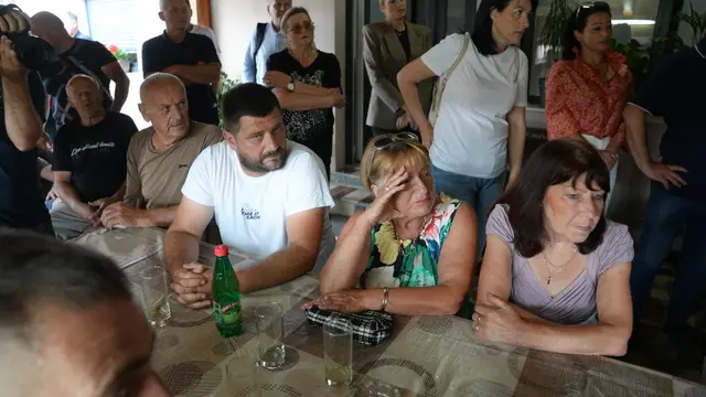 Glišić posetio meštane u selu Prilipac kod Požege / foto: RINA