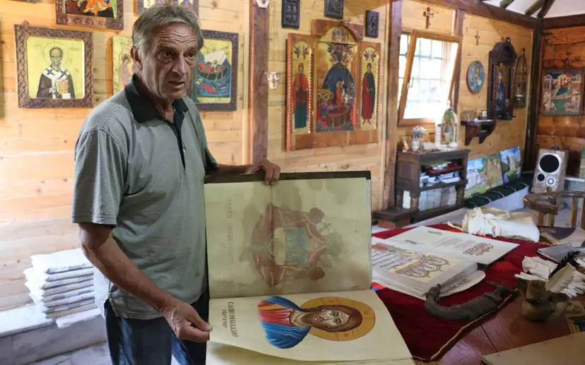 Srbi su imali zlatne višuljke dok su drugi jeli prstima: Željko 30 godina skupljao eksponate i napravio jedinstveni muzej - nazvao ga Krstovgrad (FOTO)