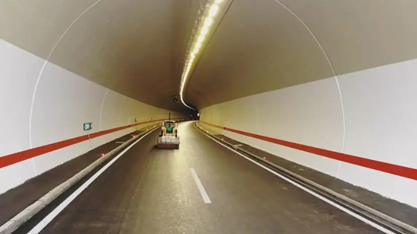 Radovi u tunelima, na pojedinim prelazima se čeka satima: Vozači oprez na deonici auto-puta od Preljine do Takova