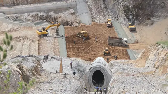 Arilje – Goran Puzović obišao radove na izgradnji brane Svračkovo / Foto: RINA