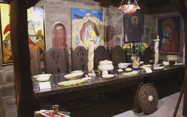 Jedinstveni muzej na brdu iznad Kraljeva / foto: RINA