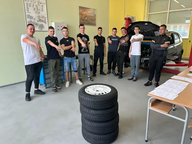 Prvo smo hteli da kupimo juga, al onda smo imali para taman za točkove / Foto: RINA