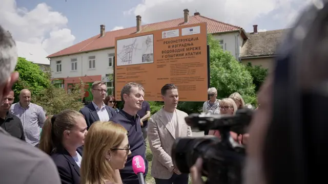 Apatin - ministar Glišić obišao radove na rekonstrukciji vodovodne mreže /foto:RINA