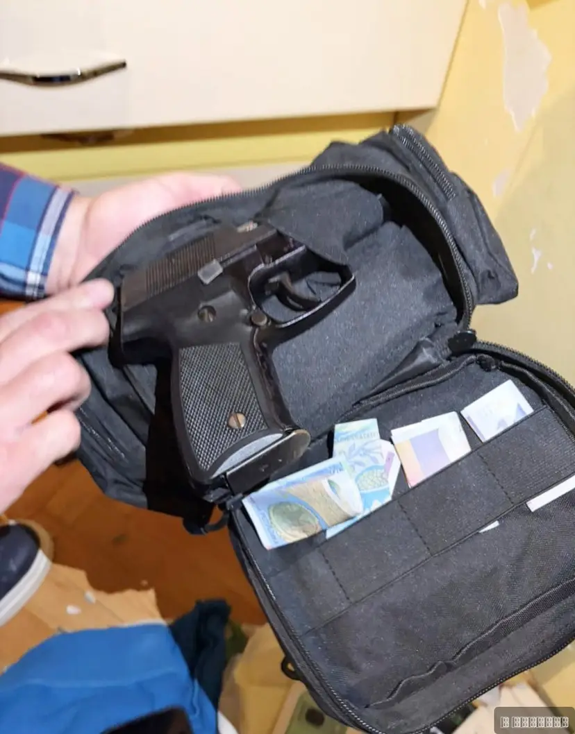 Plaćeni ubica iz Srbije uhapšen u Skoplju: Kod njega pronađeni pištolj, taktička oprema i lažna dokumenta, sprečena likvidacija (FOTO)