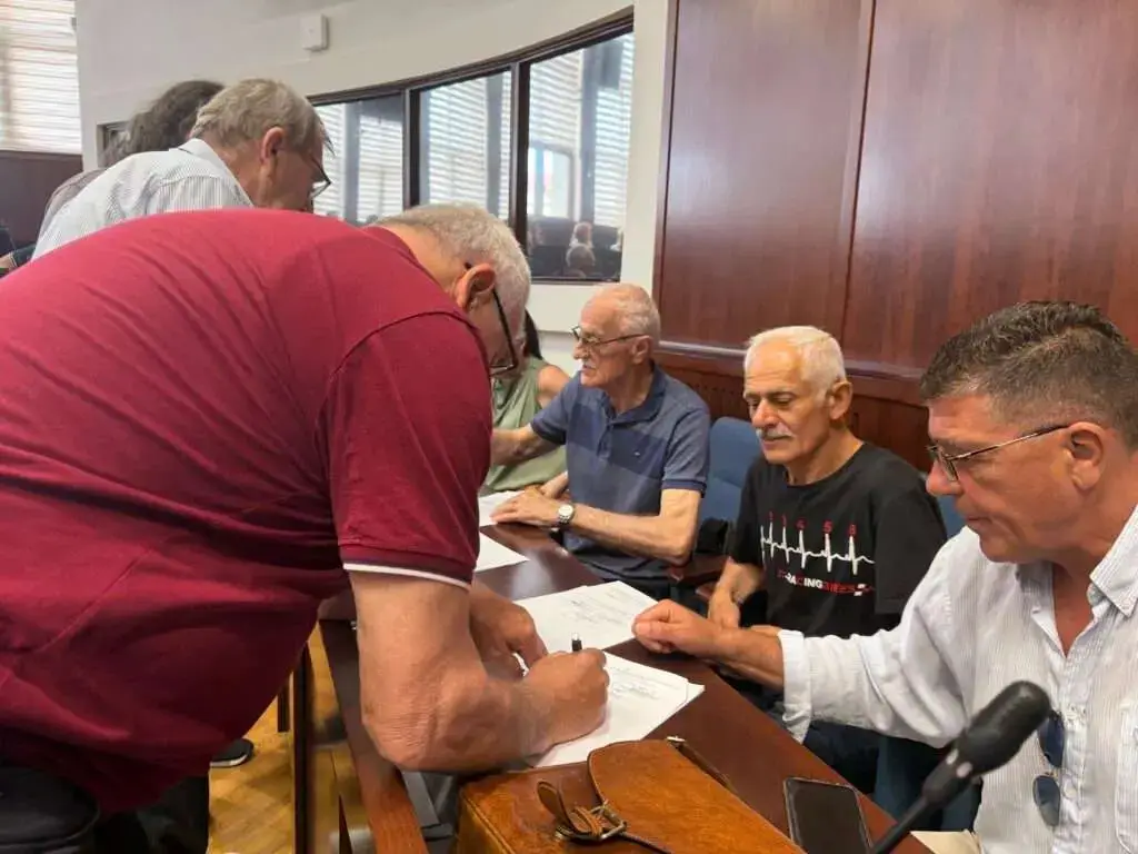 Preko 50 miliona dinara za energetsku sanaciju: U Čačku potpisano 123 ugovora - stižu nova stolarija i kotlovi na gas