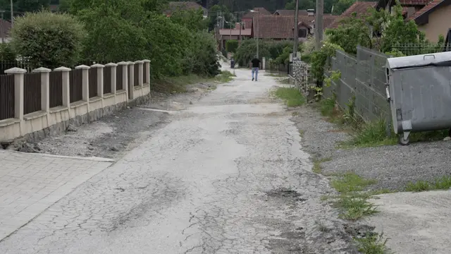Glišić posetio meštane u selu Prilipac kod Požege / foto: RINA